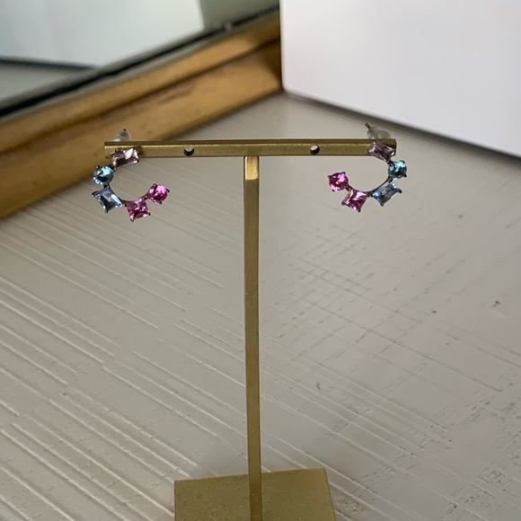NADRI Beautiful earring